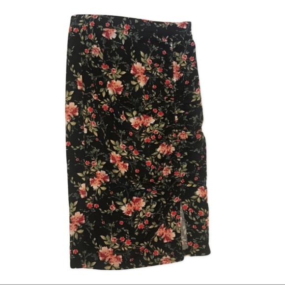 Pleione Dresses & Skirts - Pleione | Stretch Cotton High Waist Pencil Skirt | Black Floral Print | Size M